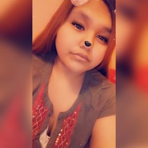 Meet your Posher, Edith